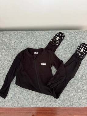 Kith baby footie pajamas size 3-6 month